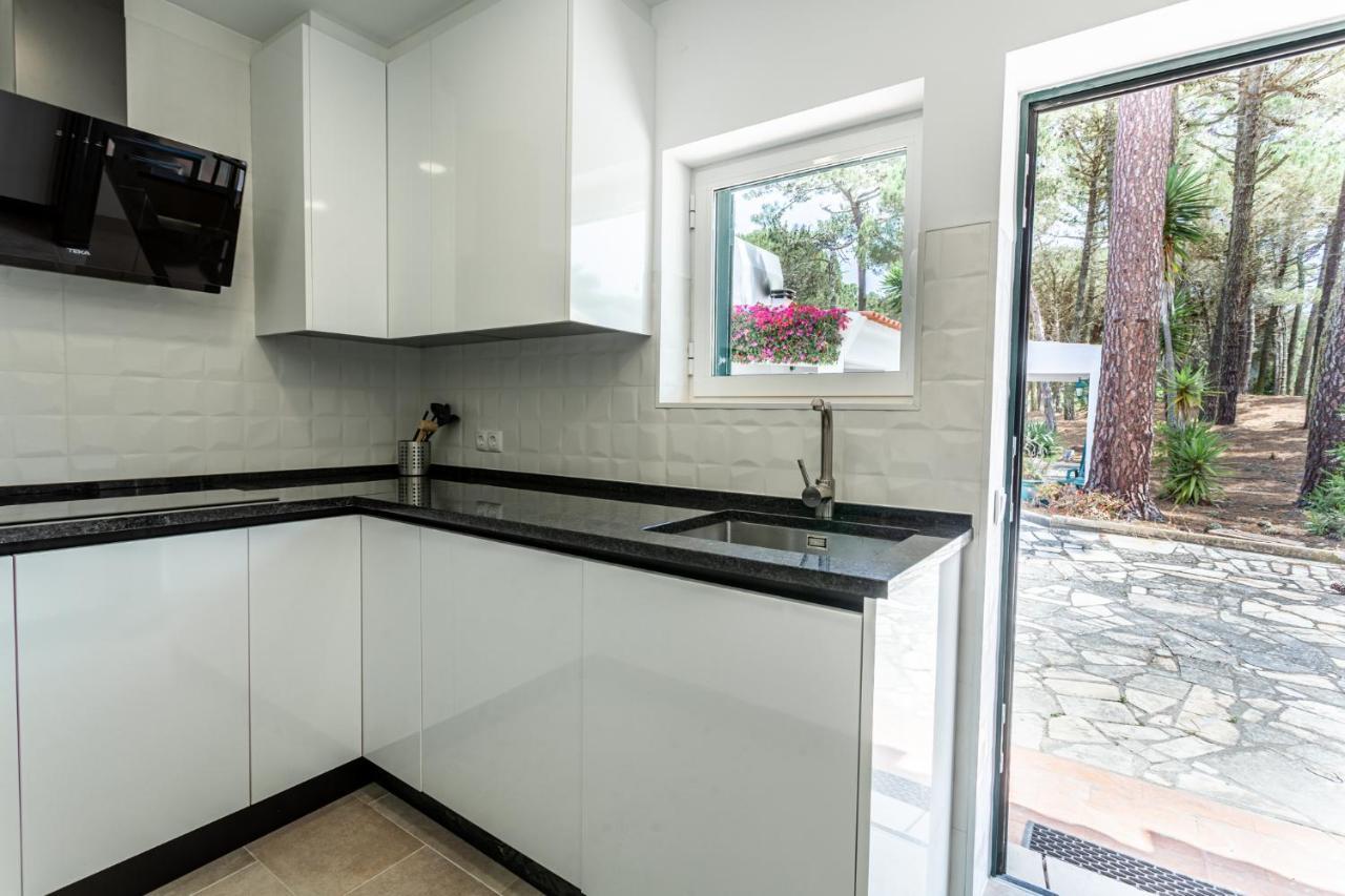 Ocean, Pines And Mountain - Renovated February 2025 - Ac Villa Colares Buitenkant foto